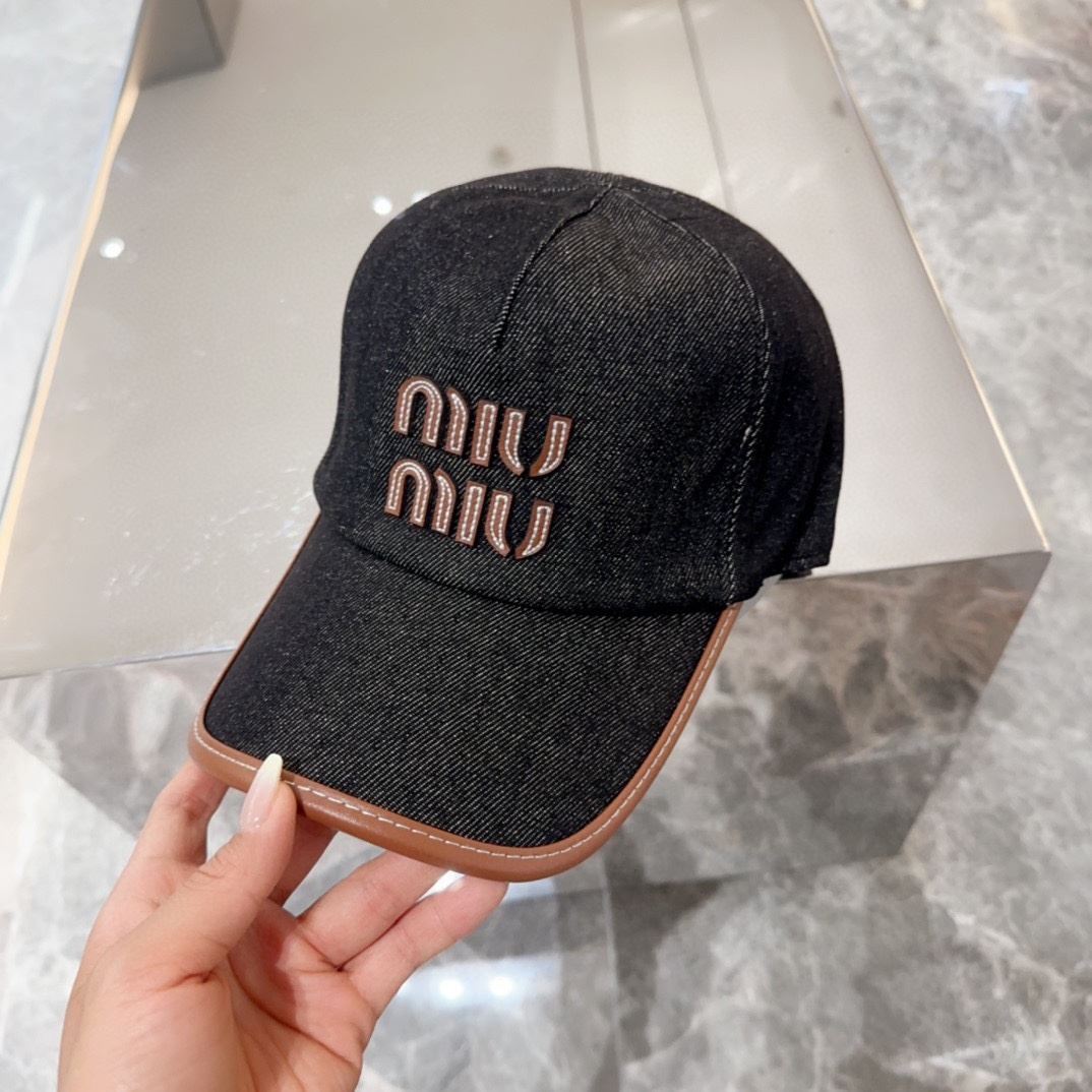 Miu Miu Caps